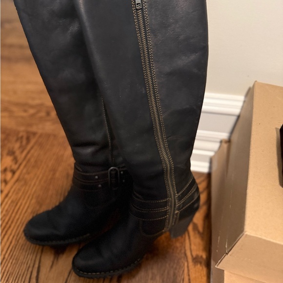 Born Black Heeled Boots - Picture 5 of 9